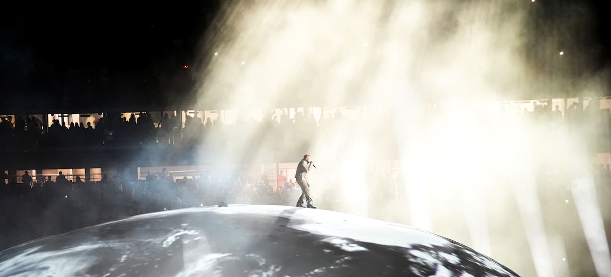 Kanye West actúa en el Estadio Metropolitano de Madrid.