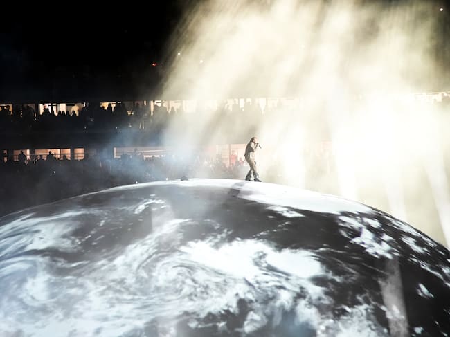 Kanye West actúa en el Estadio Metropolitano de Madrid.