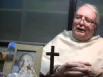 Sacerdote acusa a homosexuales del sismo en Italia