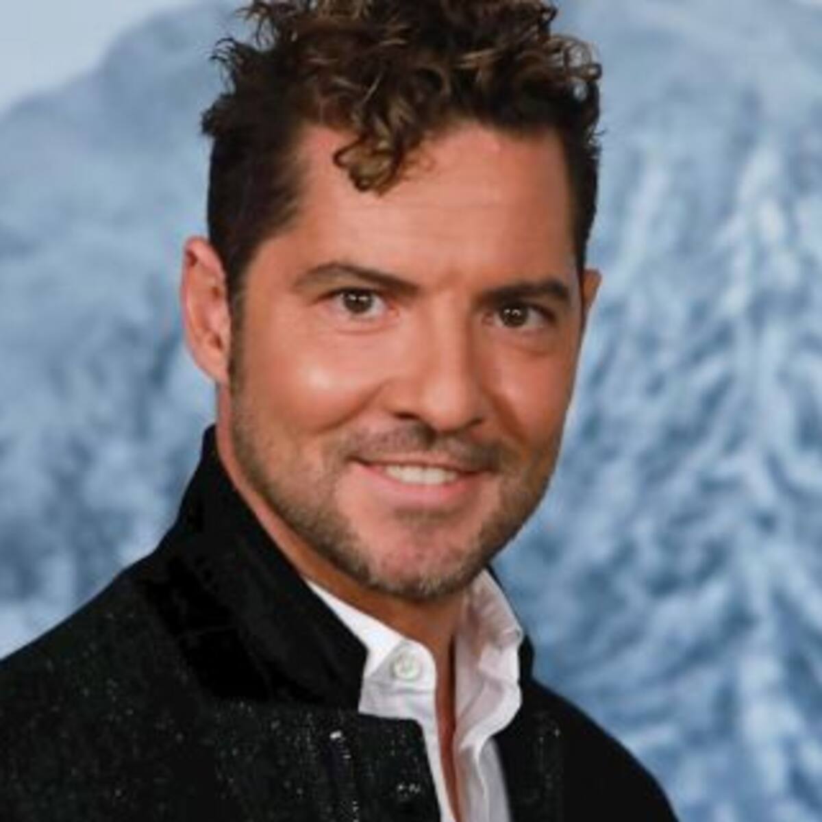 David Bisbal estrena nueva look en cuarentena