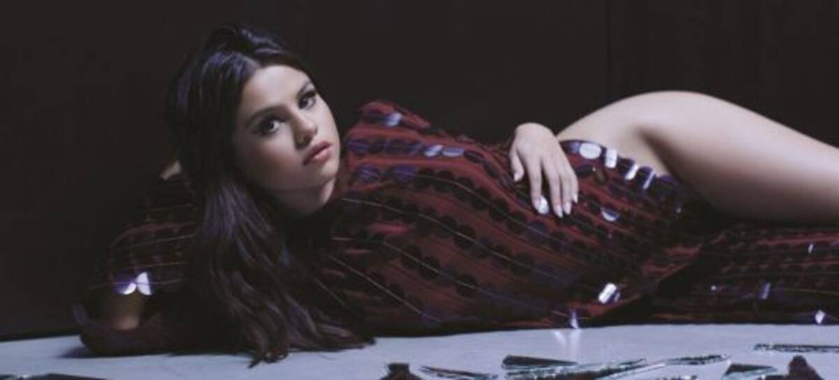 Selena Gómez se emocionó en vivo