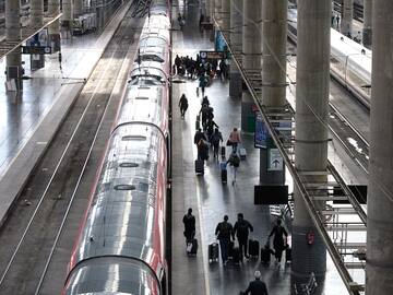 Renfe y Verano Joven 2024: cómo aplicar los descuentos en trenes para viajar más barato
