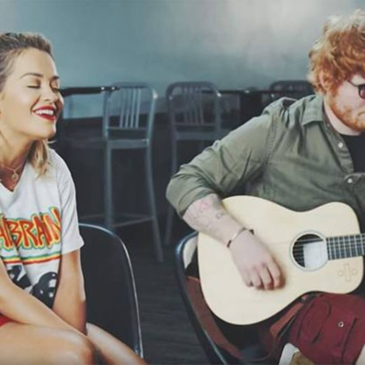 ¡Perfectos! Rita Ora y Ed Sheran cantan "Your Song"