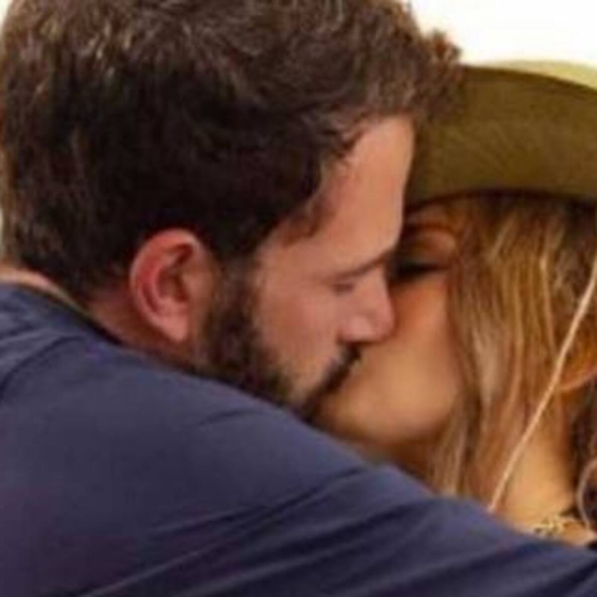 ¡Volvieron! Jennifer López y Ben Affleck confirmaron su relación con una romántica foto