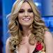 Edurne estrena el vídeo de ‘Fresas y Champán’: Nos quedamos con las ganas de ver a De Gea como peluche