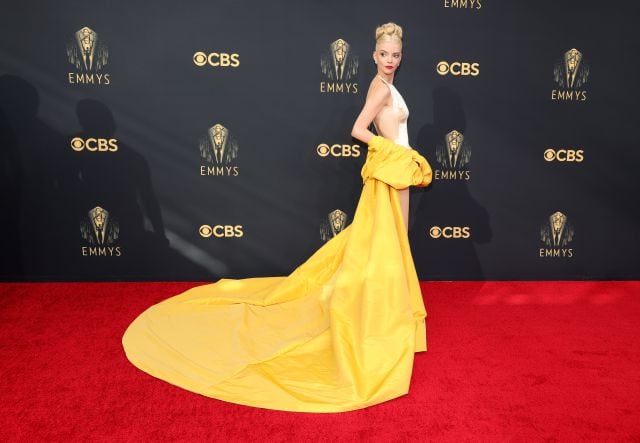 Anya Taylor Joy acude a la 73 edición de los premios Emmy, en Los Ángeles, California, el 19 de septiembre de 2021