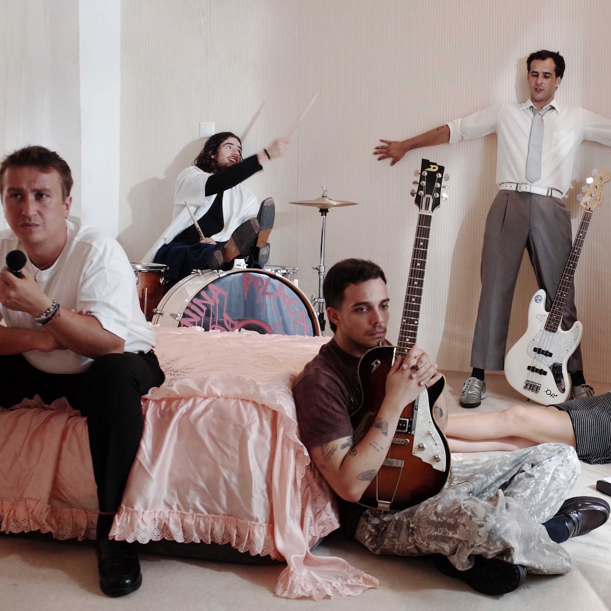 Niña Polaca presenta nuevo álbum: “No vamos a morir de hambre por decir lo que pensamos”