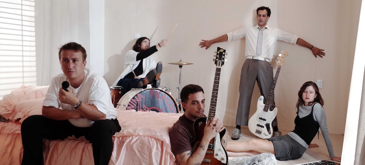 Niña Polaca para 'Dónde está la ONU cuando más la necesitas'