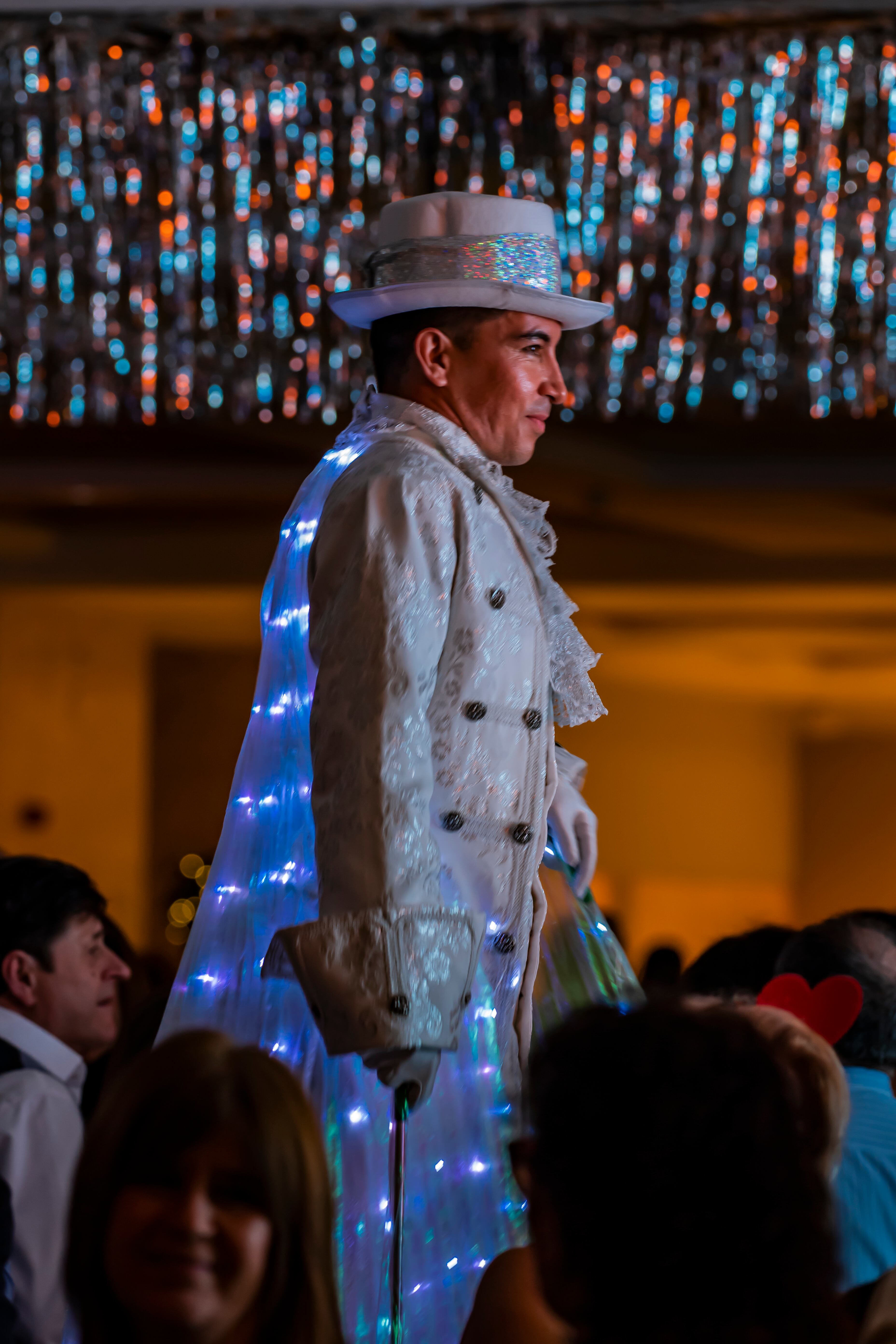 Ambiente de la Clásica fiesta ochentera en  el Hotel Beatriz de Toledo.