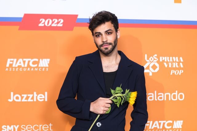 Agoney.