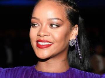 Rihanna cumple con la tradición y bromea sobre su disco en 2021