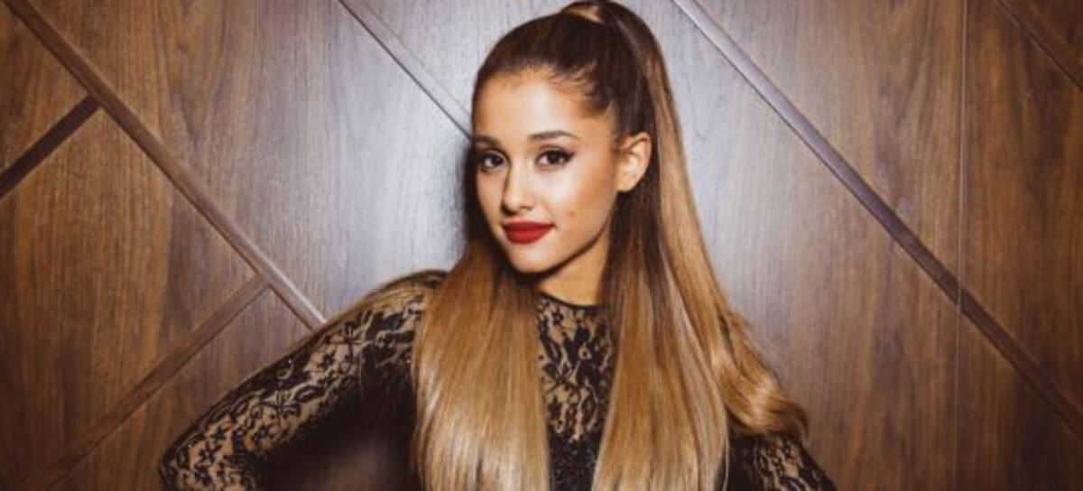 Ariana Grande homenajeó a Whitney Houston