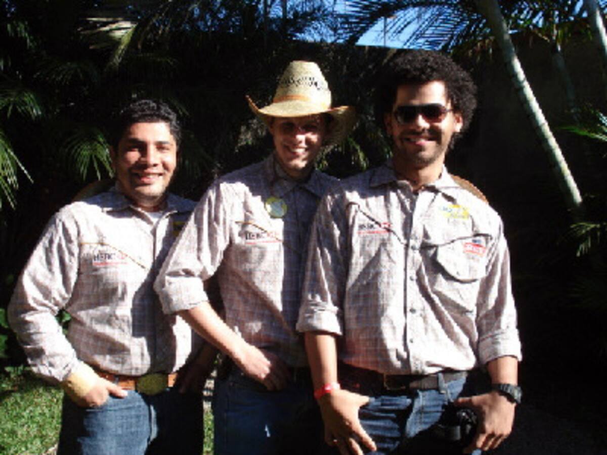 LOs 3 amigos que cruzaron los dedos