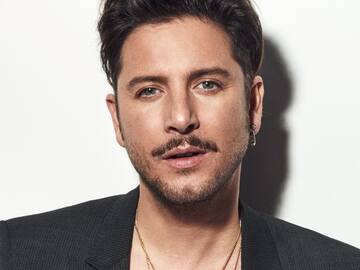 Manuel Carrasco sale al paso de la polémica con el inicio de su gira: "No lo habéis entendido"