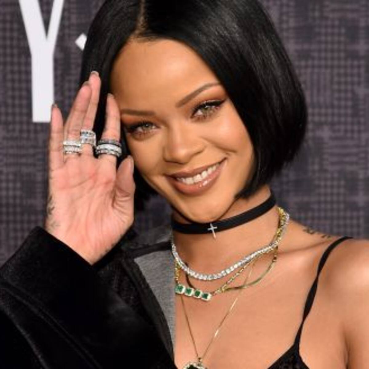 Estas transparencias de Rihanna te van a dejar con la boca abierta...