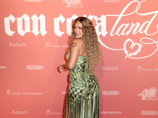 Karol G en su gala benéfica Con Cora Land en Miami