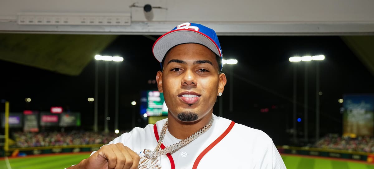 Myke Towers, artista puertorriqueño