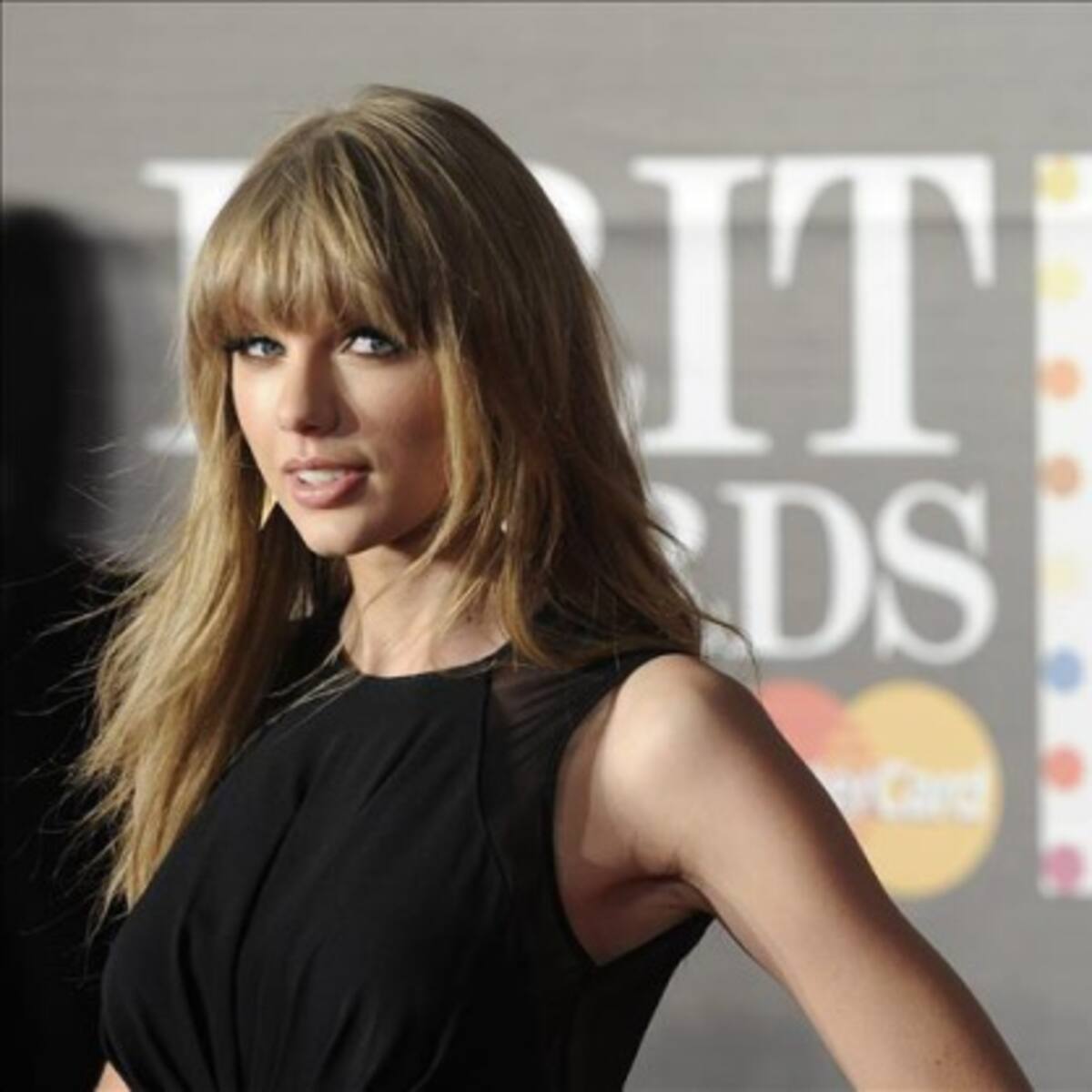 Taylor Swift ayuda a escuelas en Nueva York