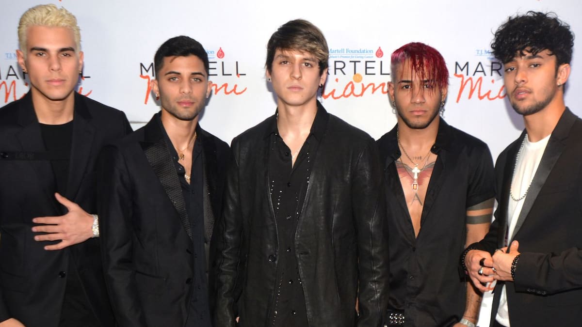 CNCO anuncia que Joel Pimentel deja el grupo