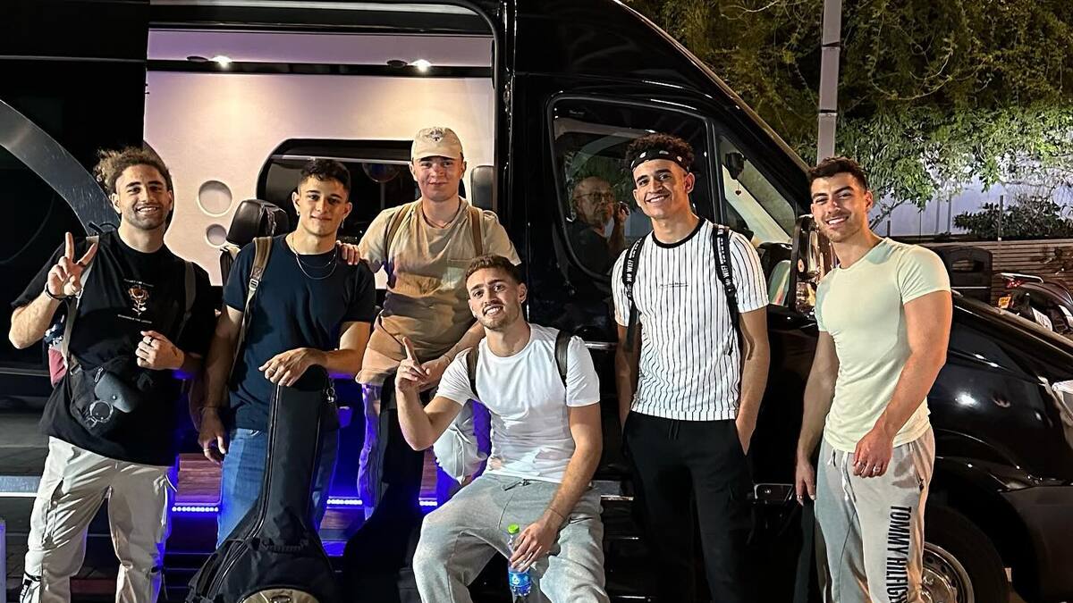 As1one As1one, la primera boyband palestina-israelí que pide el fin de la ...