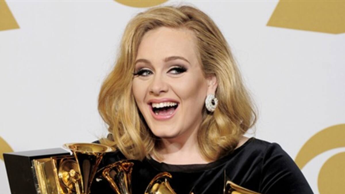 ¡La máxima ganadora del Gramy! Adele.
