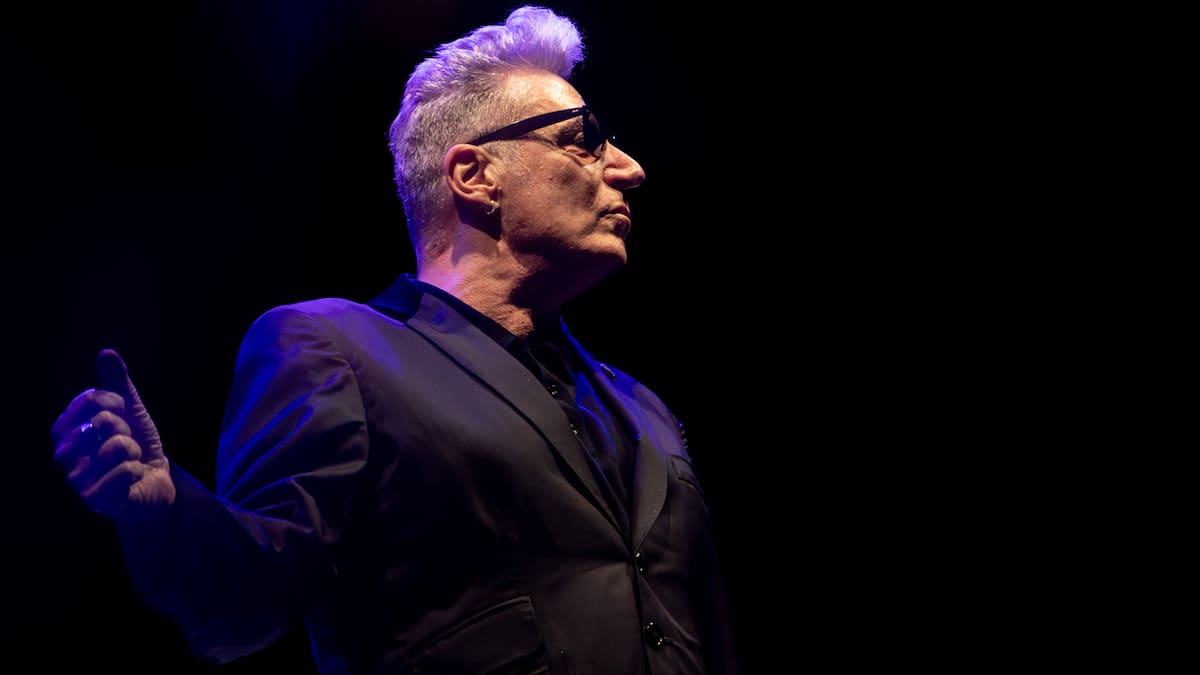 Loquillo recuerda su infancia: Entre la bomba que encontró con 8 años y el intento de abuso que sufrió en el colegio