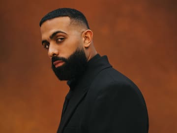 Eladio Carrión se siente un 'DON KBRN' en su nueva etapa: barras cargadas de vivencias y un claro homenaje al trap