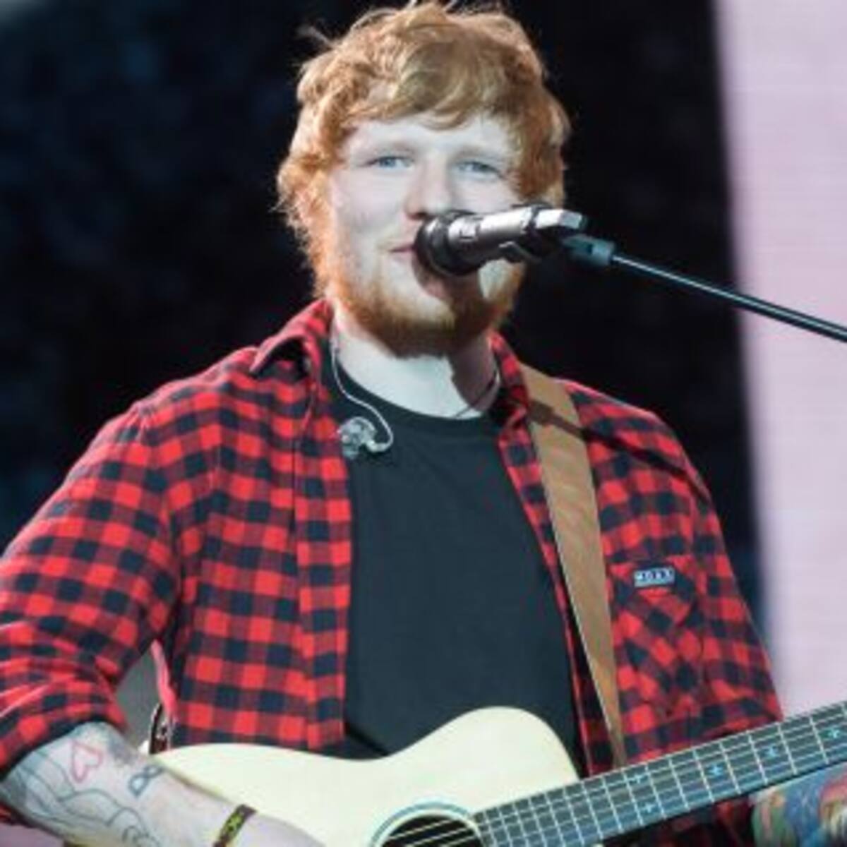 ¿Hizo playback? Ed Sheeran se defiende de las críticas