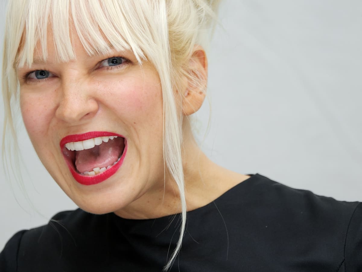 Sia: 30 años de una carrera diferente