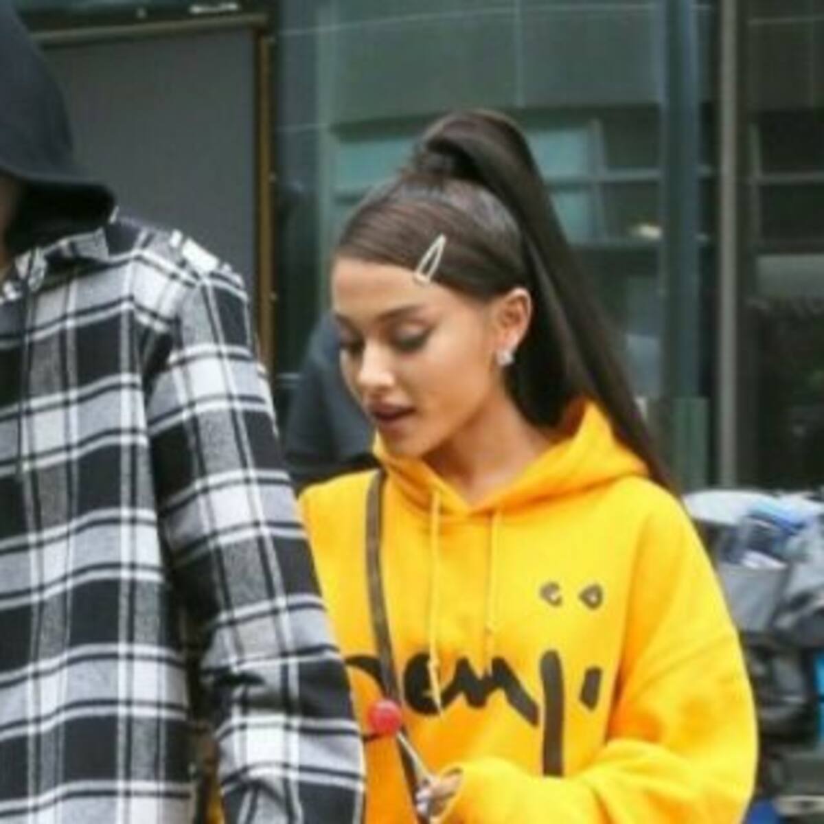 ¿Por qué Ariana Grande cambió el nombre de una de sus canciones?