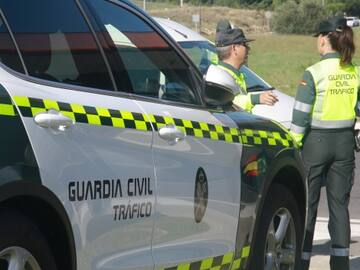 ASÍ ES EL DISPOSITIVO LUMINOSO V-16 QUE DEBERÁS LLEVAR EN EL COCHE DESDE JULIO