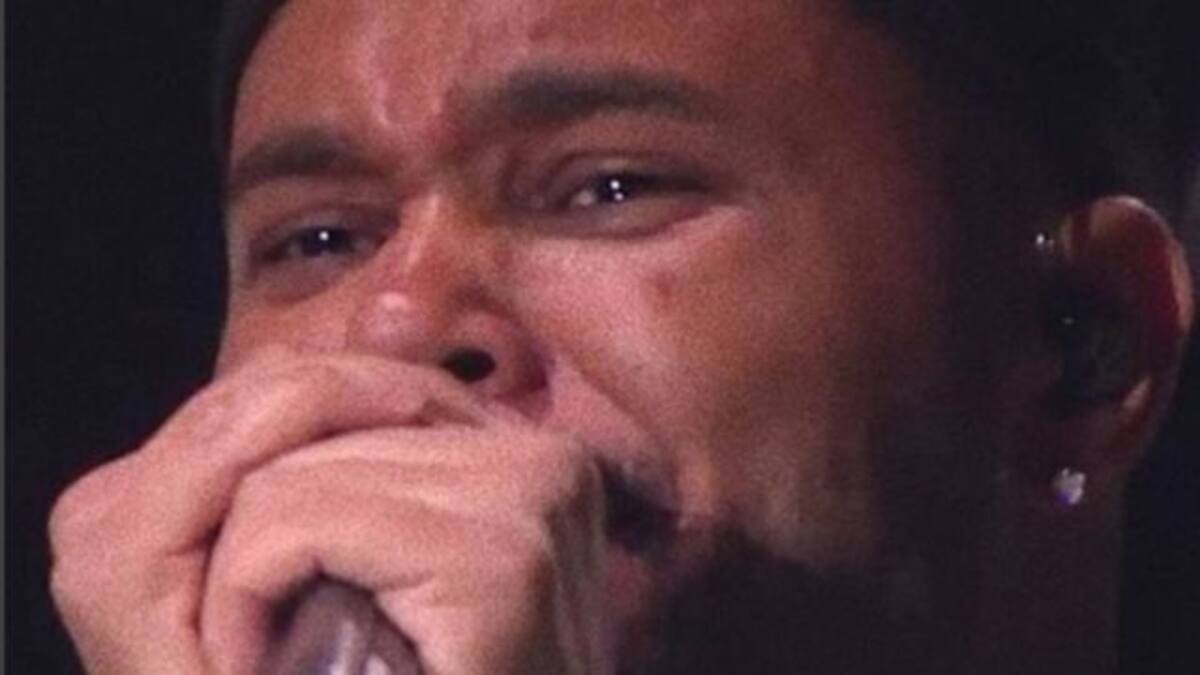 The Weeknd lloró en el escenario por Selena Gómez