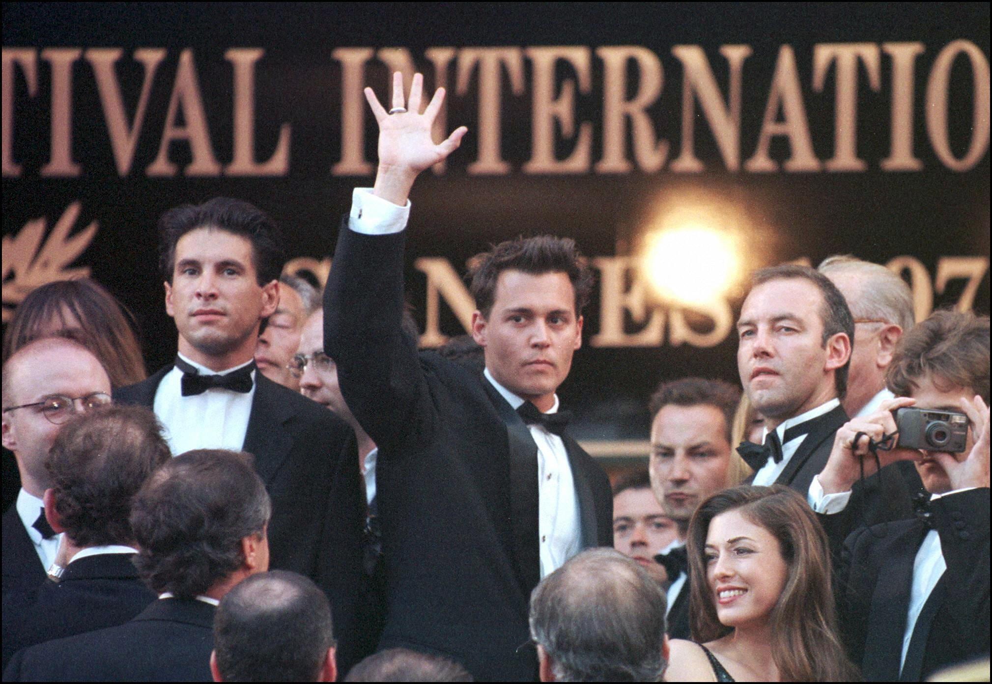 Johnny Depp en Cannes presentando &#039;The Brave&#039; en 1997. / PATRICK HERTZOG/AFP