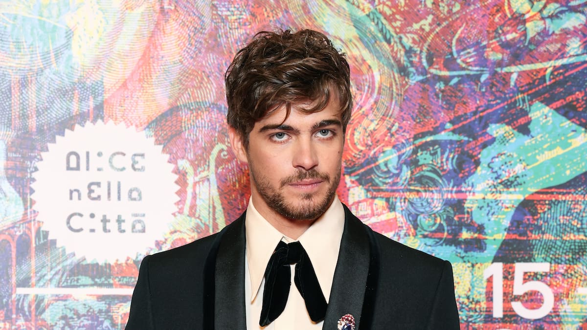 Quién es Lorenzo Zurzolo, el actor italiano de 'La bola negra' que ya viste en una de las series más polémicas de Netflix
