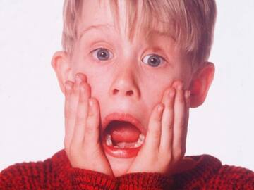MACAULAY CULKIN VUELVE A SER KEVIN MCCALLISTER EN SOLO EN CASA