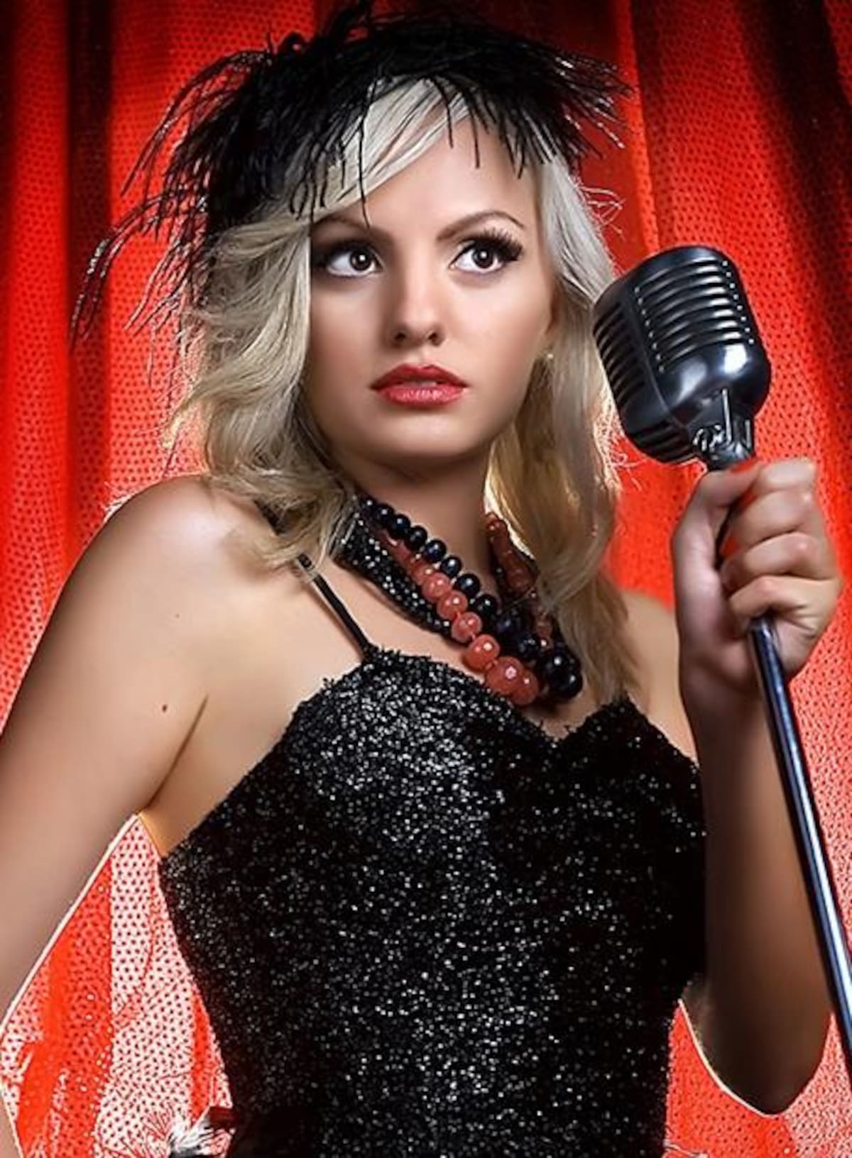 En 2010 su single "Mr. Saxobeat" la llevó a alcanzar los primeros puestos de las listas de éxitos