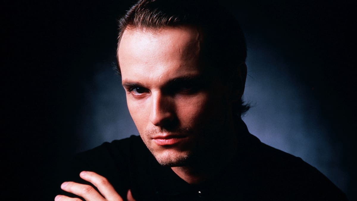 Cuarenta años de 'Salamandra': el disco con el que Miguel Bosé terminó de reinventarse en los ochenta