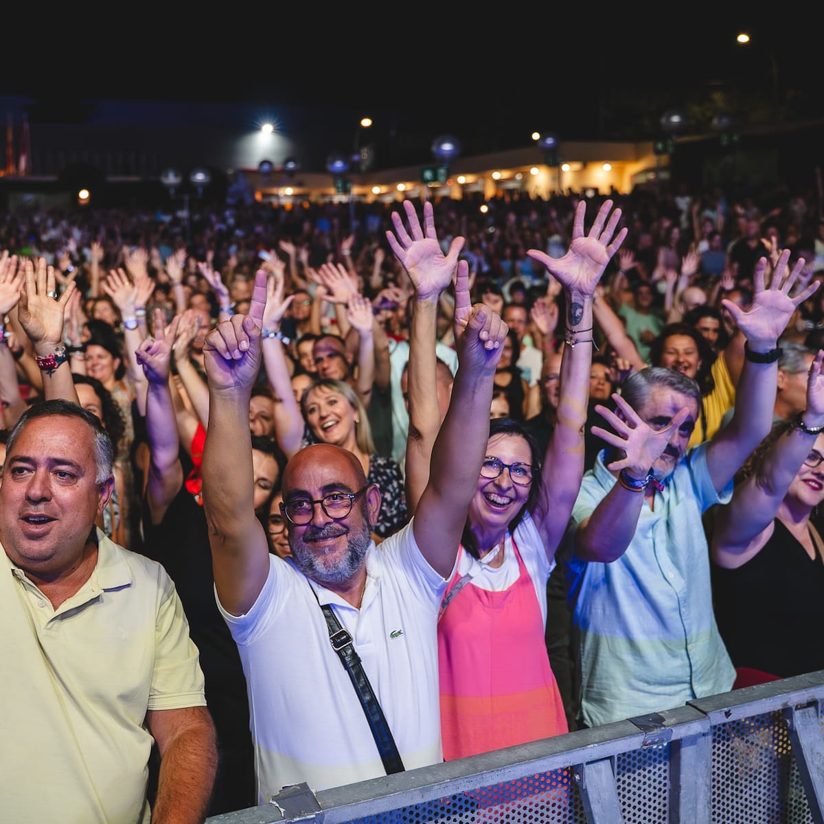 Del 'Me duele la cara de ser tan guapo' al 'Aquí no hay playa': el 24º Concierto LOS40 Classic ya tiene cartel