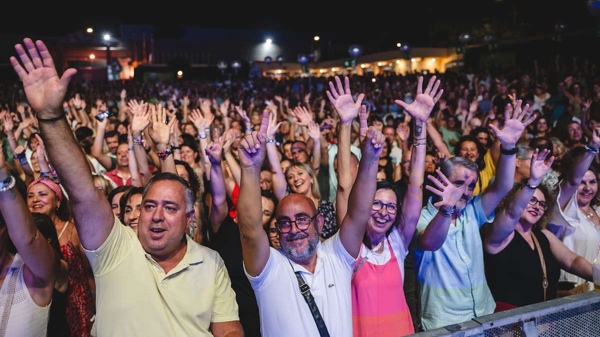 Del 'Me duele la cara de ser tan guapo' al 'Aquí no hay playa': el 24º Concierto LOS40 Classic ya tiene cartel