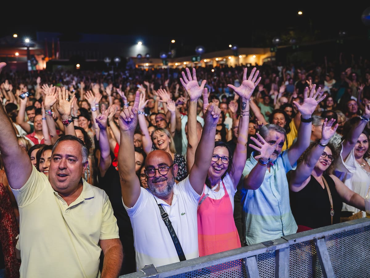 Del 'Me duele la cara de ser tan guapo' al 'Aquí no hay playa': el 24º Concierto LOS40 Classic ya tiene cartel