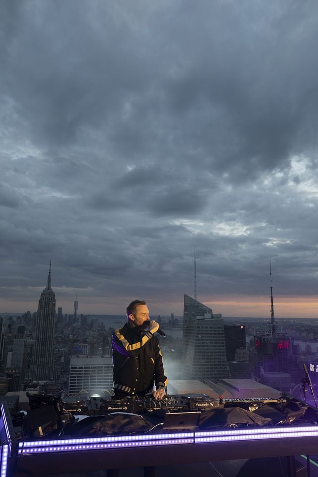 David Guetta, durante su sesión en United At Home Nueva York