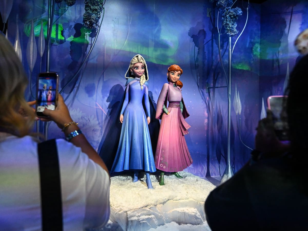Frozen 3 calienta motores: así son los nuevos looks de Anna y Elsa que Disney acaba de desvelar