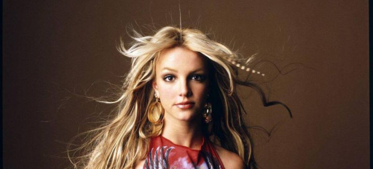 Artistas como Britney Spears consiguían convertirse en iconos llevando su disco Baby One More Time a lo más alto. Tenía 17.