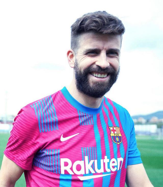 Gerard Piqué sorprende al quitarse la barba