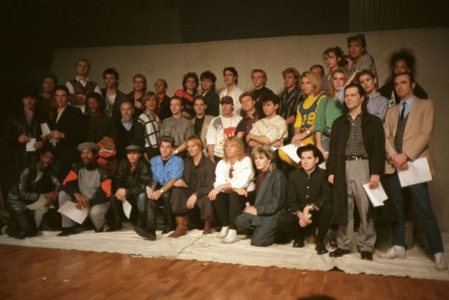 Band Aid al completo, durante la grabación del single navideño en 1984.