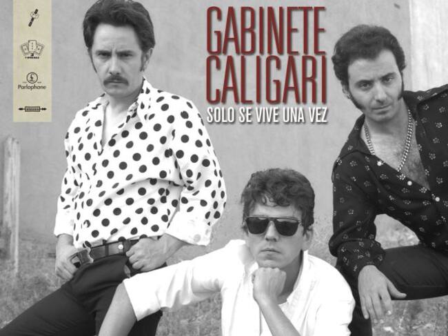 Portada de 'Solo se vive una vez' de Gabinete Caligari.