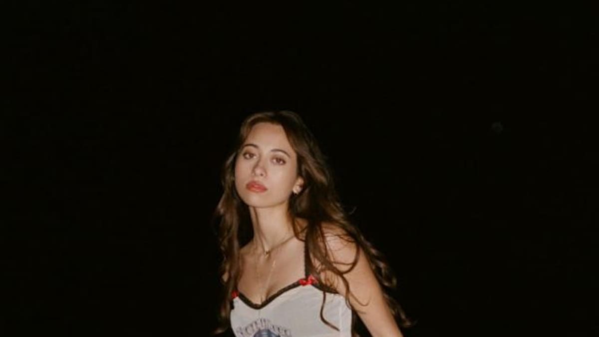 SOFÍA VALDÉS REGRESA CON NUEVO EP