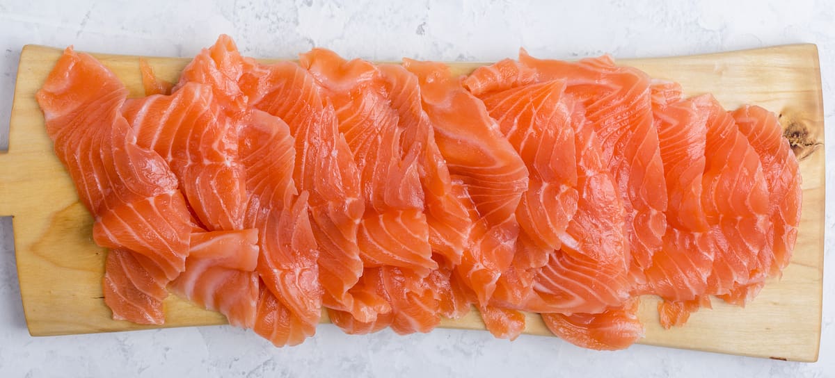 Alerta sanitaria por listeria en un producto de salmón según AESAN