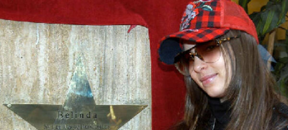 Belinda junto a su estrella