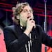 Luke Hemmings (5SOS) anuncia el lanzamiento de su primer álbum en solitario